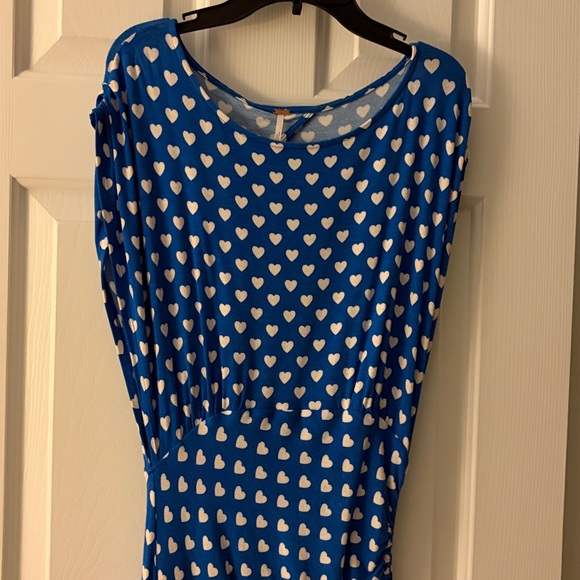 Sold - Picture 3 of 6